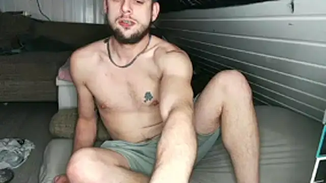 Snapshot of Youngtimer_1997 chatting on January 16, 3:21 am Youngtimer 1997 online show from January 16, 3:21 am