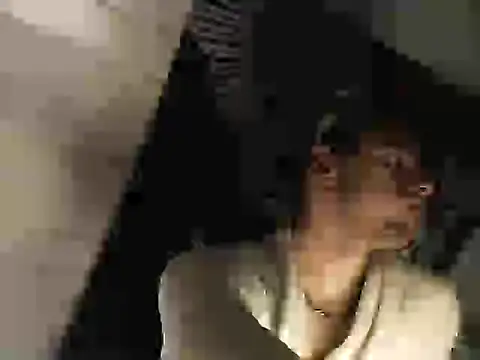 Snapshot of Youngtimer_1997 chatting on February 9, 2:37 am Youngtimer 1997 online show from February 9, 2:37 am