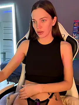 julia fly online show from October 19, 3:56 pm