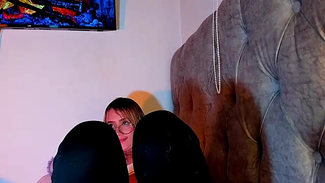 Sabrina Cole online show from October 16, 4:24 am