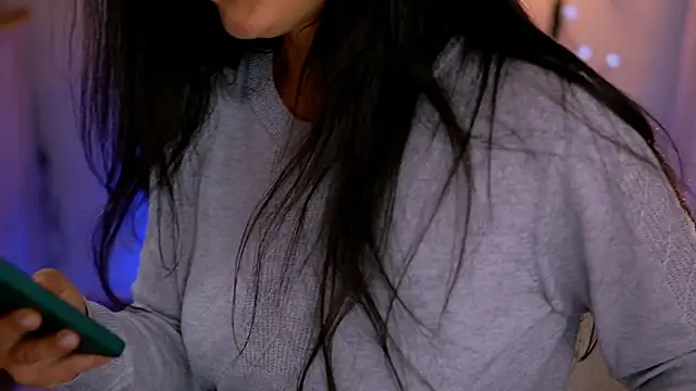 Snapshot of anabelcurvy chatting on December 23, 9:51 pm anabelcurvy online show from December 23, 9:51 pm