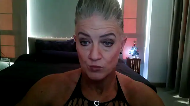 Devon2020 online show from November 30, 10:19 am