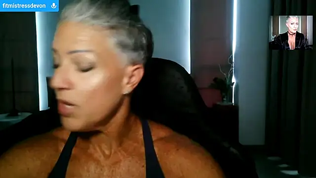Devon2020 online show from May 9, 4:39 am