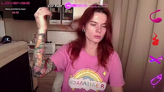 Snapshot of RinaDevil chatting on September 19, 8:05 am RinaDevil online show from September 19, 8:05 am