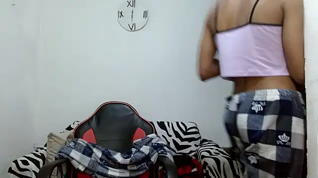 angelamarie1 online show from May 15, 3:19 pm