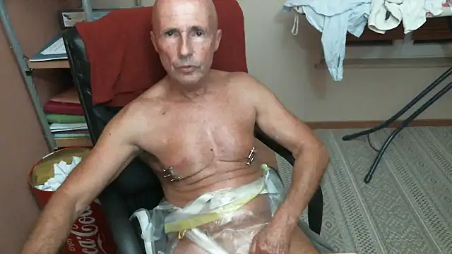 olibrius71 online show from November 16, 8:25 pm