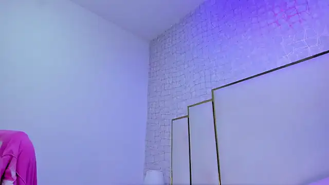 paola rodriguez online show from February 8, 1:14 pm