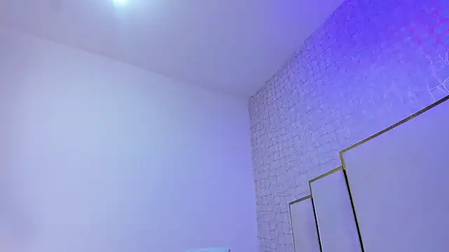 Snapshot of paola_rodriguez chatting on February 14, 9:06 am paola rodriguez online show from February 14, 9:06 am