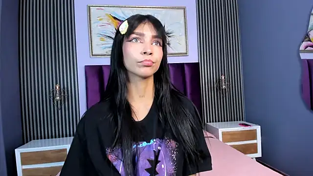 LauraAristizabal online show from March 12, 4:13 pm