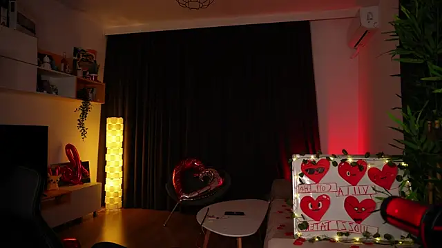 ShyNdWild online show from February 14, 7:44 pm