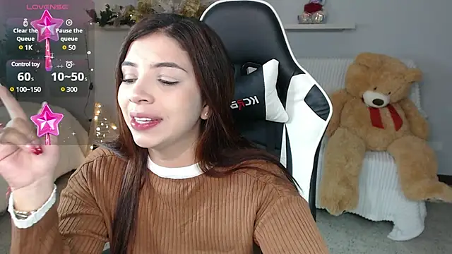 vane lopez  online show from December 7, 12:13 pm