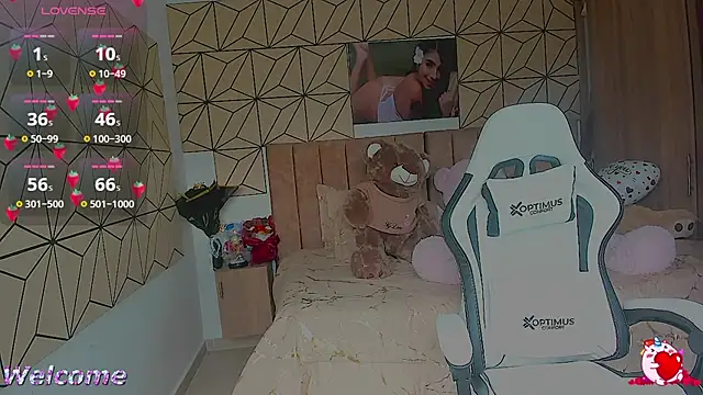 vane lopez  online show from October 9, 6:28 pm