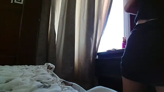 MINI Petite online show from May 14, 6:37 pm
