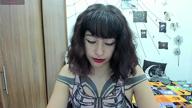 yunkodolly666 online show from March 4, 9:00 pm