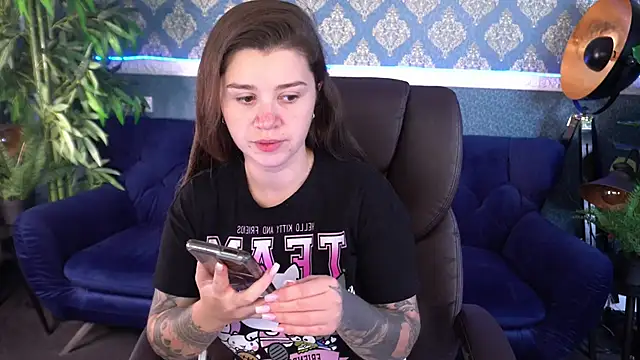 Snapshot of AmellyMilly chatting on October 7, 12:46 pm AmellyMilly online show from October 7, 12:46 pm