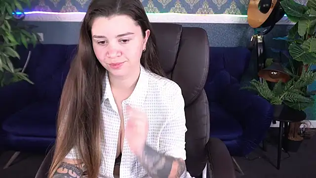 Snapshot of AmellyMilly chatting on October 23, 12:48 pm AmellyMilly online show from October 23, 12:48 pm