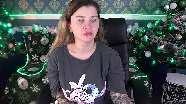 AmellyMilly online show from December 18, 7:53 pm