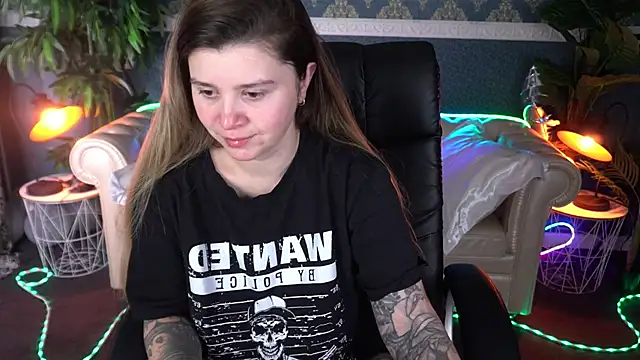 AmellyMilly online show from March 1, 8:11 pm