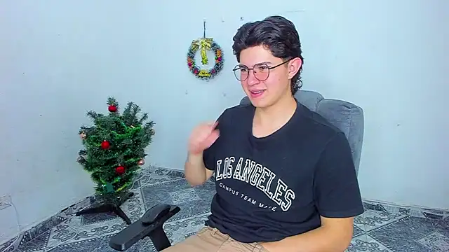 patrik 027 online show from December 20, 4:25 pm