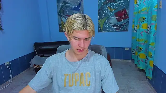 patrik 027 online show from November 11, 7:52 am