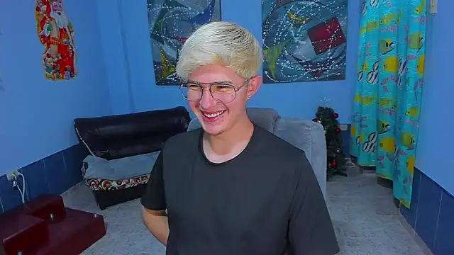 patrik 027 online show from December 19, 9:00 pm