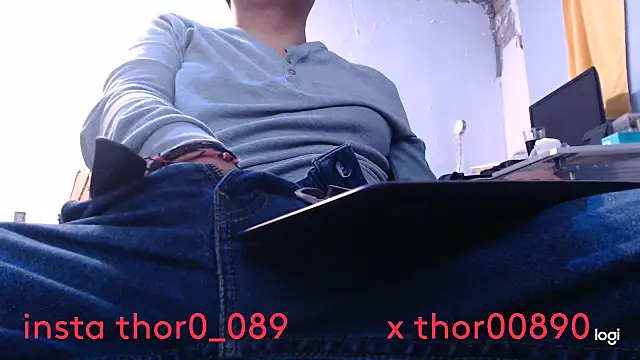 thor000089 online show from September 30, 3:22 am