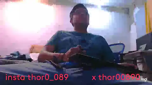 thor000089 online show from October 7, 5:26 am