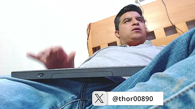 thor000089 online show from February 27, 3:50 am