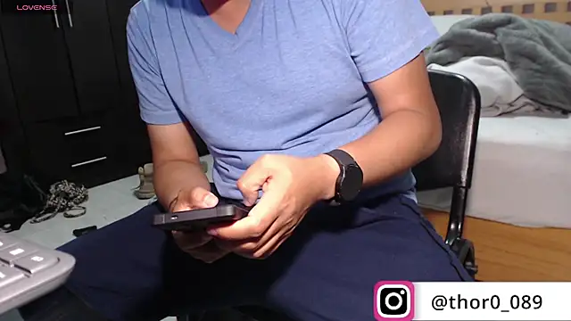 thor000089 online show from April 3, 4:32 am