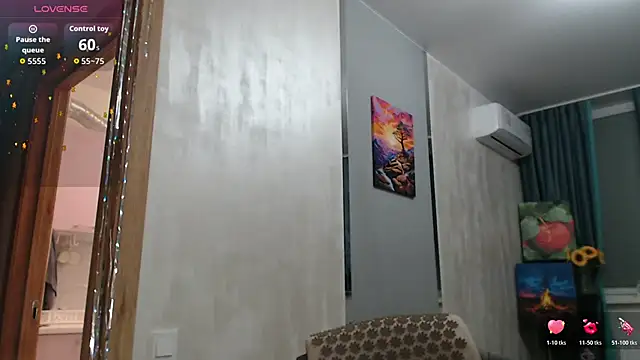 Stacy Davice online show from February 16, 7:10 pm