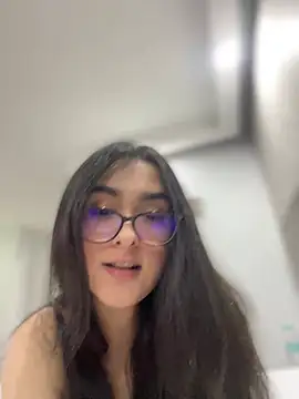 Snapshot of MiahWindsor chatting on January 11, 1:16 am MiahWindsor online show from January 11, 1:16 am