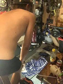 Snapshot of Likewise chatting on September 30, 1:38 pm Likewise online show from September 30, 1:38 pm