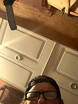 Snapshot of Likewise chatting on October 14, 12:50 pm Likewise online show from October 14, 12:50 pm