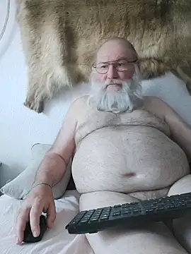 SexySantaC online show from May 14, 8:21 am