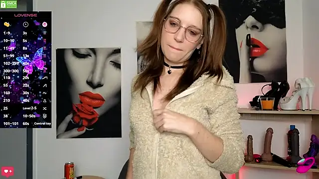 XLisaxx online show from November 19, 1:38 am