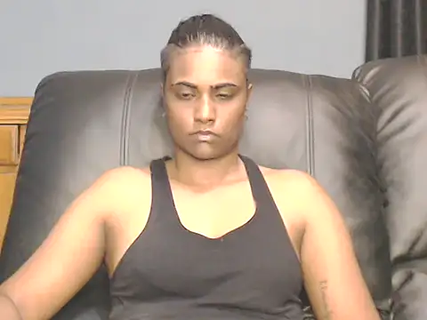 Snapshot of Dominate-stud chatting on January 15, 11:08 pm Dominate-stud online show from January 15, 11:08 pm