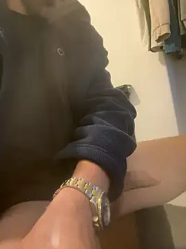 bigguy101 online show from April 16, 5:41 am