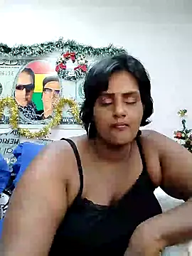 NWC4LYF online show from December 28, 8:48 am
