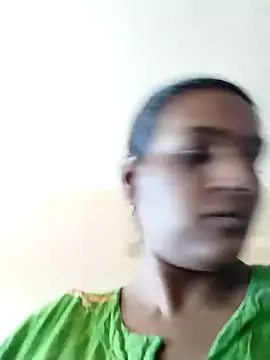 NWC4LYF online show from January 8, 7:21 am