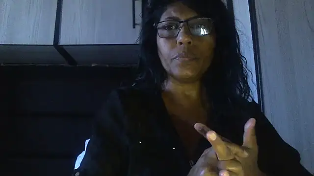 MsAttitude online show from January 18, 8:10 am