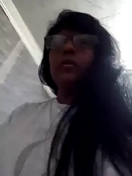 Snapshot of MsAttitude chatting on February 16, 5:58 am MsAttitude online show from February 16, 5:58 am