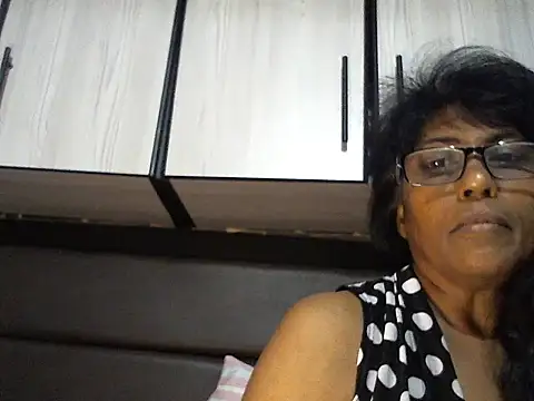 Snapshot of MsAttitude chatting on February 27, 7:52 am MsAttitude online show from February 27, 7:52 am