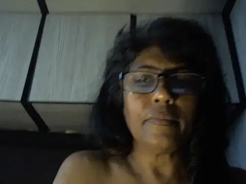 Snapshot of MsAttitude chatting on March 6, 6:10 am MsAttitude online show from March 6, 6:10 am