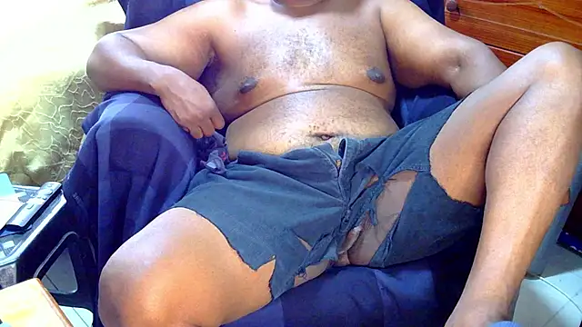 CharlesBlk79  online show from February 25, 10:36 am