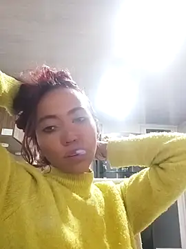 millaKatt online show from September 14, 5:28 am