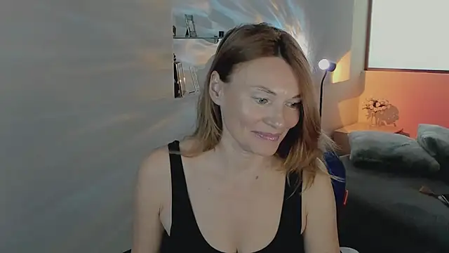 MistyBarnes online show from May 8, 12:32 pm
