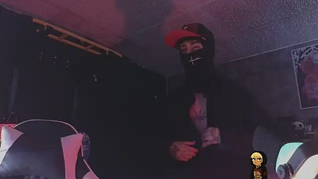 AcidMilo online show from March 31, 8:42 pm