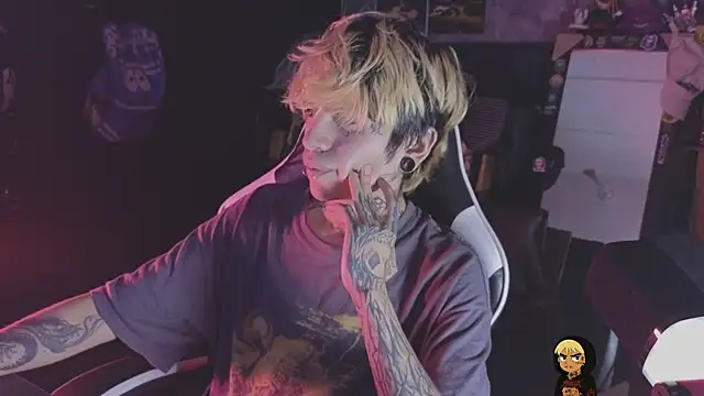 AcidMilo online show from May 21, 3:35 am