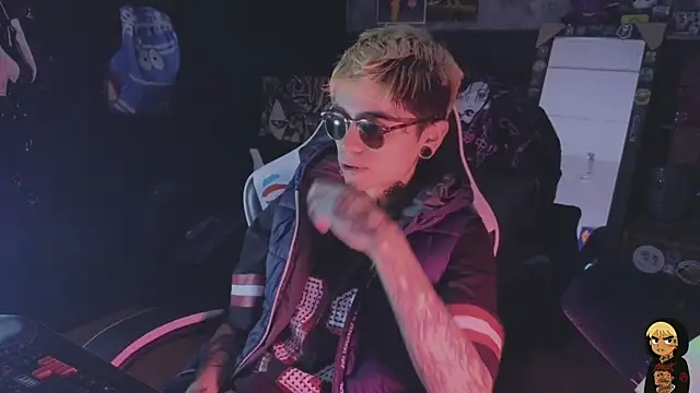 AcidMilo online show from June 30, 10:00 pm