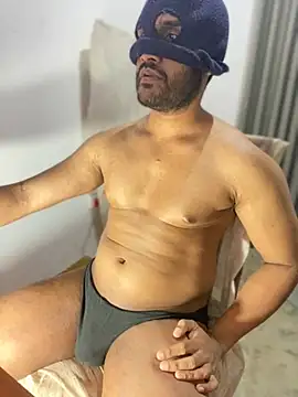 Snapshot of Lahirumadu2 chatting on February 25, 5:00 pm Lahirumadu2 online show from February 25, 5:00 pm